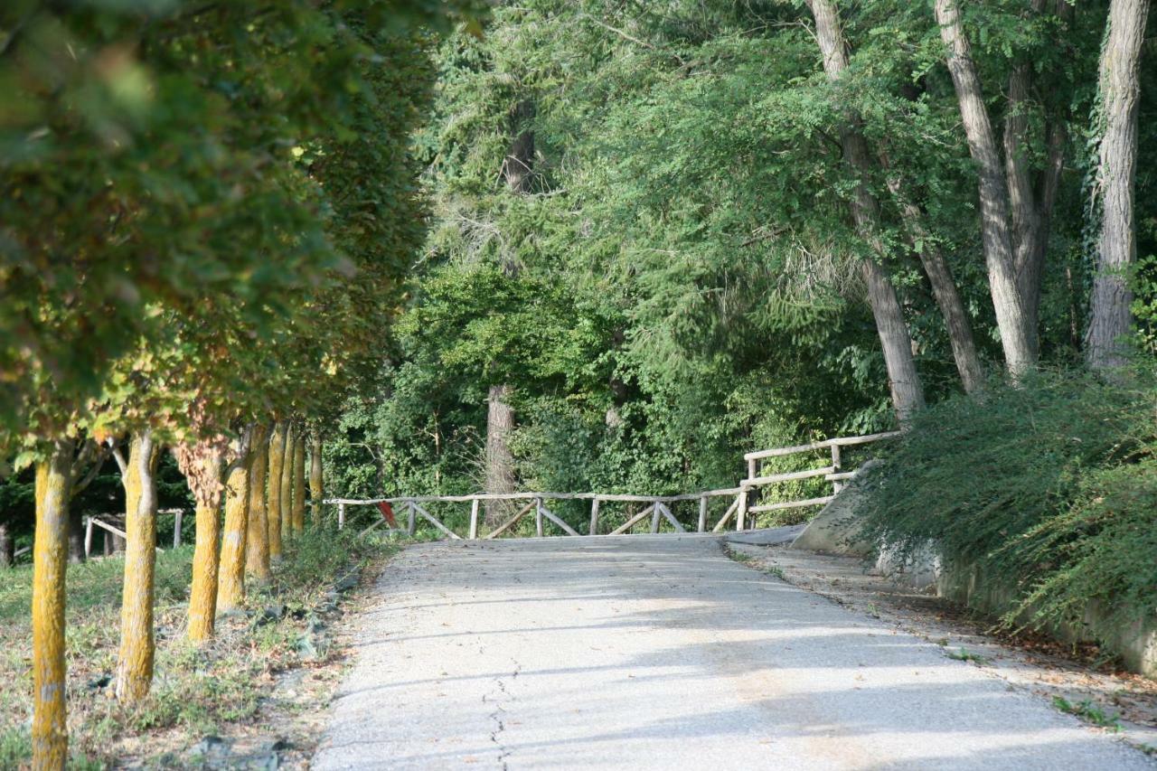 Tenuta Pian D'Attesio - Agriturismo Castelletto Soprano Extérieur photo